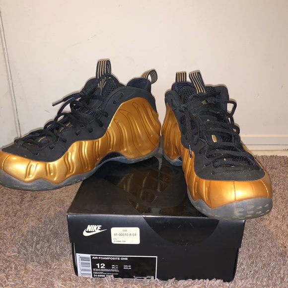 Nike Air Foamposite One 'Metallic Gold' - Picture 2 of 3
